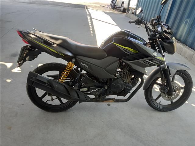 YAMAHA YS150 FAZER SED 2016