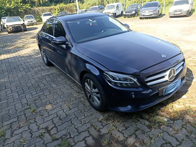 MERCEDES-BENZ C180 2018/2019 AZUL